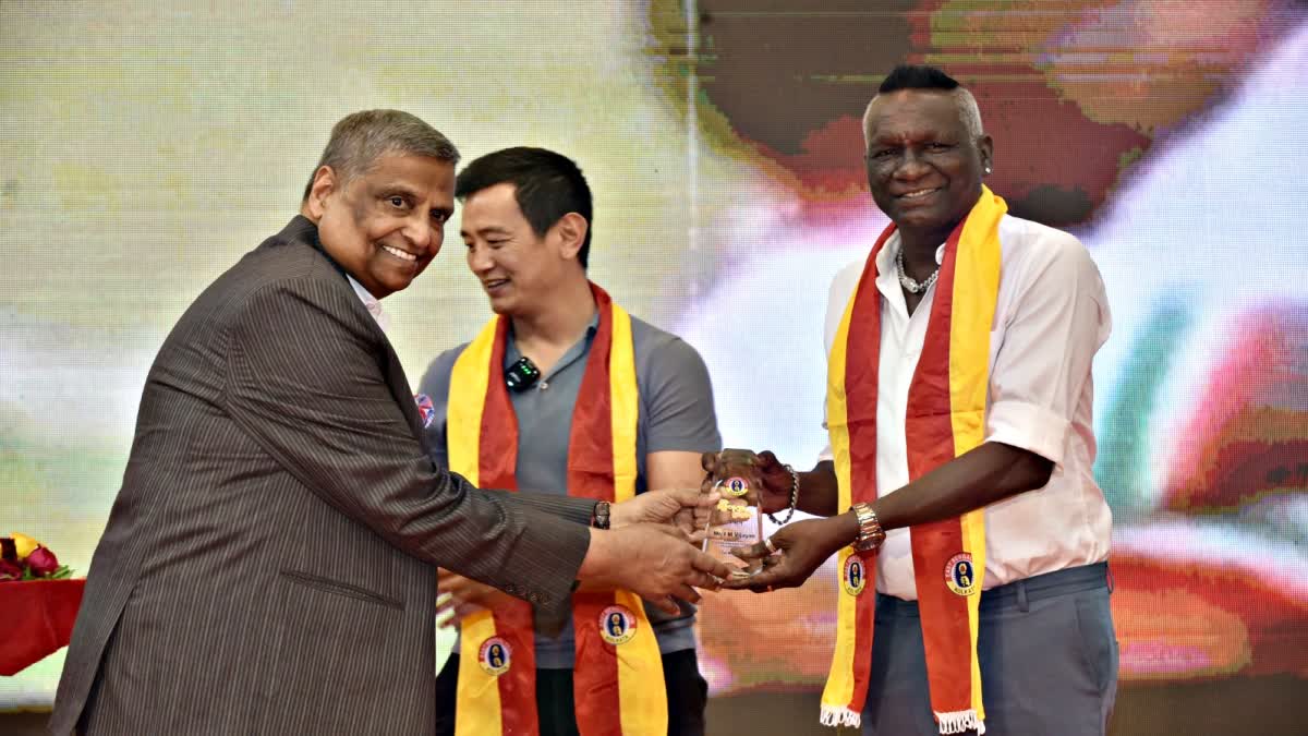 IM VIJAYAN