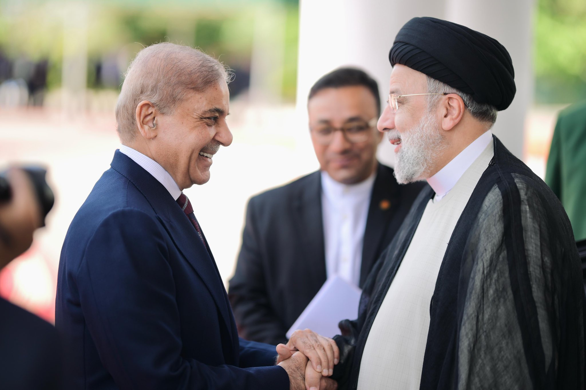 iran president ebrahim raisi  shehbaz sharif