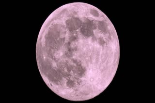 இன்று வானில் தோன்றவுள்ள அதிசய ‘pink moon’ பெயர்க் காரணம்
