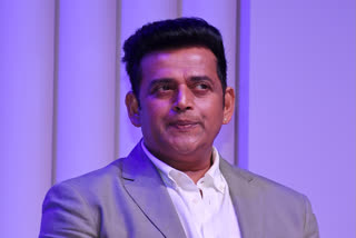 Shinova Soni Who Claimed Ravi Kishan as Her Father Files Plea in HC Seeking His DNA Test