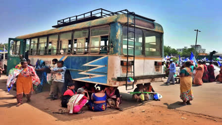 People_Suffering_from_CM_Jagan_Bus_Yatra