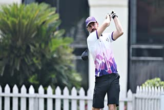 KKR CELEBRATES KNIGHT GOLF