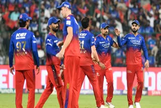 RCB players sad in dressing room