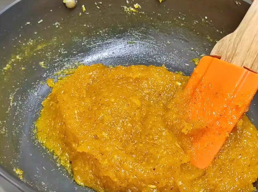 MANGO HOLIGE RECIPE HOW TO MAKE MANGO HOLIGE SUMMER SPECIAL SWEET RECIPE ಮಾವಿನ ಹಣ್ಣಿನ ಹೋಳಿಗೆ