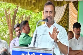அதிமுக முன்னாள் அமைச்சர் எஸ்.பி.வேலுமணி