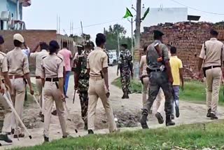 गोपालगंज में पुलिस टीम पर हमला