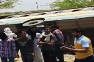 Roadways bus overturned in Fagi area