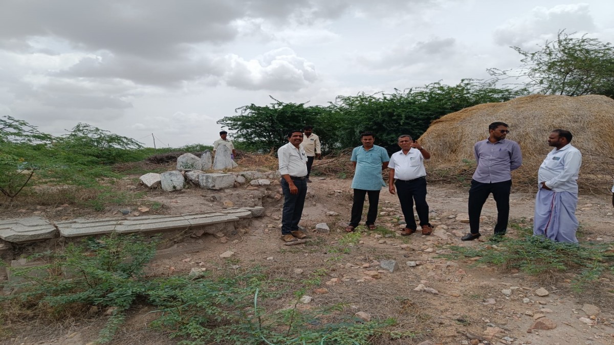 Ancient Monument found in Kalikeri village at Koppal