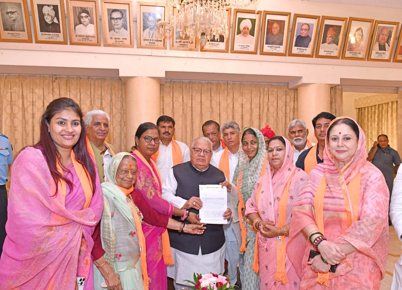 jaipur BJP on road against gehlot government