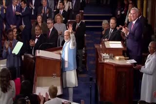 PM Modi at US Congress: સંબોધન દરમિયાન સેનેટરોએ 79 વખત તાળીઓ પાડી અને 15 વખત સ્ટેન્ડિંગ ઓવેશન