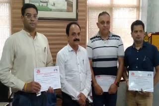 health workers honored in Hamirpur