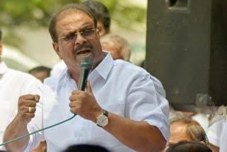 KPCC president k Sudhakaran Arrested  KPCC president  k Sudhakaran Arrested  Sudhakaran Arrested  Monson Mavungal  Financial Fraud case  മോന്‍സണ്‍ മാവുങ്കല്‍ ഉള്‍പ്പെട്ട തട്ടിപ്പ് കേസ്  മോന്‍സണ്‍ മാവുങ്കല്‍  തട്ടിപ്പ് കേസ്  സുധാകരന്‍ അറസ്‌റ്റില്‍  സുധാകരന്‍ അറസ്‌റ്റില്‍  സുധാകരന്‍  ചോദ്യം ചെയ്യലിന്‌ ശേഷം