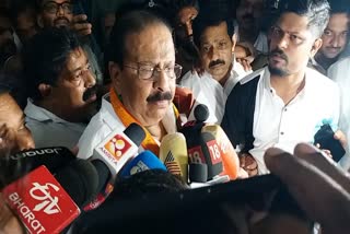 K Sudhakaran response  K Sudhakaran response after getting bail  K Sudhakaran  KPCC President  faith in judiciary  Sudhakaran Arrest  ജുഡീഷ്യറിയിൽ വിശ്വാസമുണ്ട്  തെറ്റും ശരിയും കോടതി വിലയിരുത്തട്ടെ  ജാമ്യത്തിന് പിന്നാലെ പ്രതികരിച്ച്  സുധാകരന്‍  കെപിസിസി അധ്യക്ഷന്‍  മോന്‍സണ്‍ മാവുങ്കല്‍  പുരാവസ്‌തു തട്ടിപ്പ്