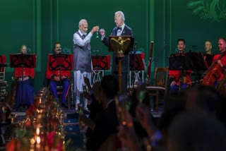 NARENDA MODI AND JOE BIDEN DRINK GINGER ALE