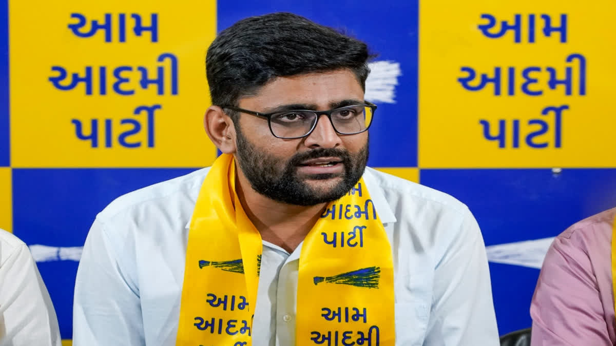 AAP's Gopal Italia Arrives On Gujarat's Political Scene With Visavadar  Victory