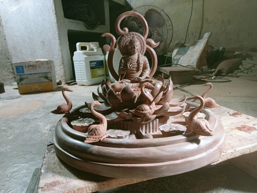 ଭାଗ୍ୟଧରଙ୍କ କାରୁକାର୍ଯ୍ୟ
