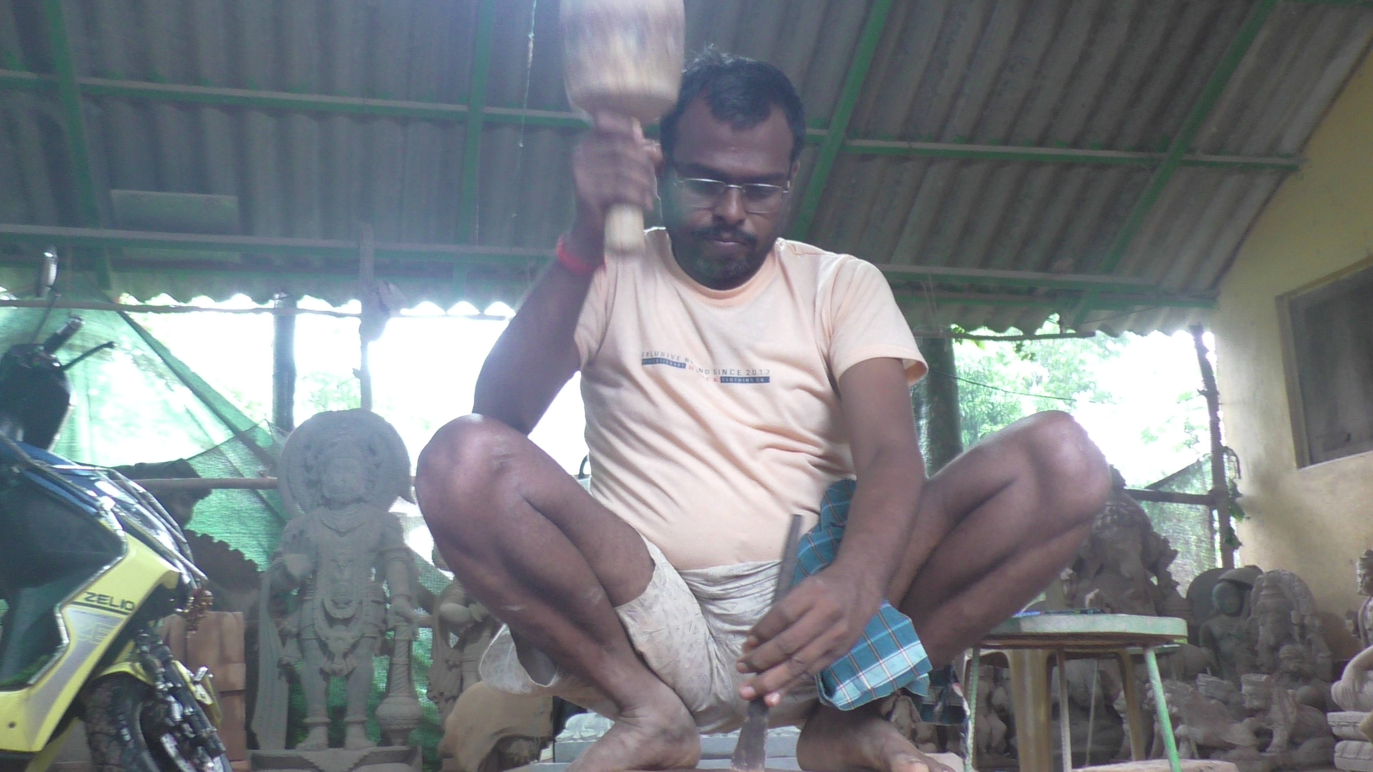 ଭାଗ୍ୟ ବଦଳାଇଲା ପଥର ମୂର୍ତ୍ତି