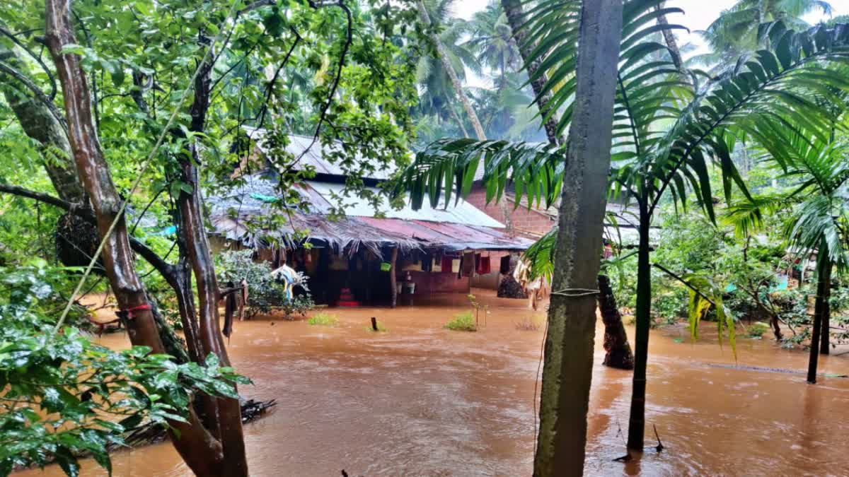 Water entered the house in Honnavar taluk.