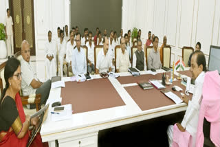 CM KCR