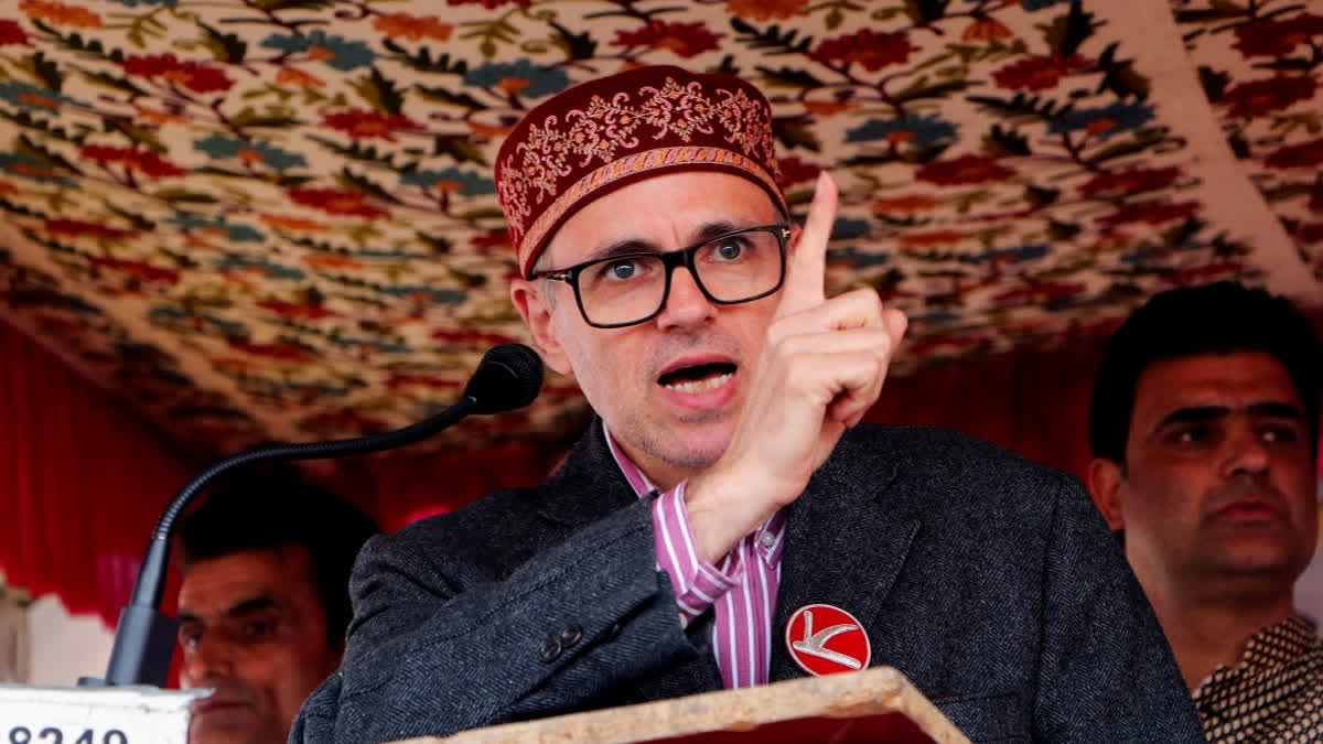 National Conference Vice President Omar Abdullah on Tuesday welcomed the Supreme Court's interim stay on the Kanwar Yatra order on eateries in Uttar Pradesh and Uttarakhand, and said even the Amarnath Yatra can not be held without the support of Muslims.