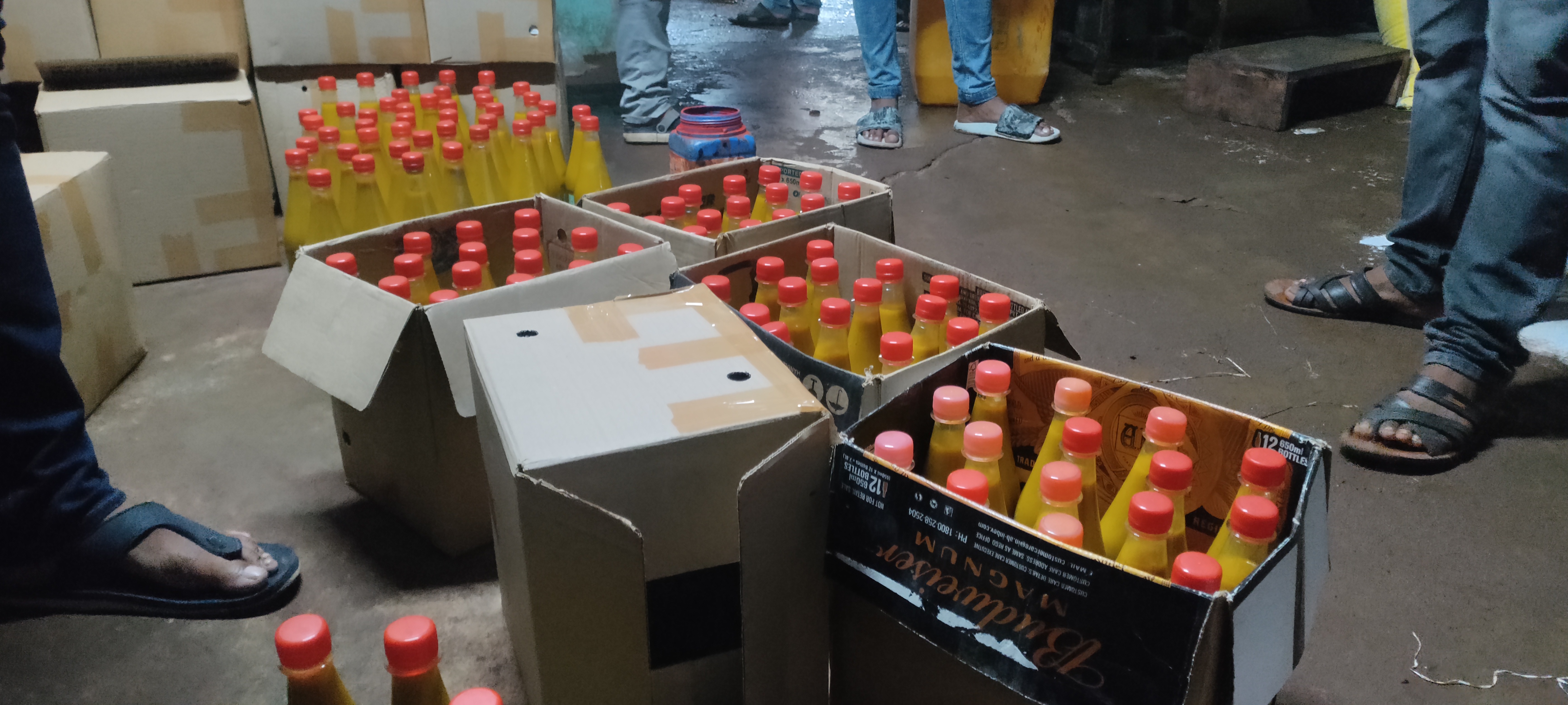 Police Busts Duplicate Sauce Manufacturing Unit