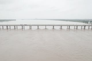 Rising Godavari Floods at Bhadrachalam