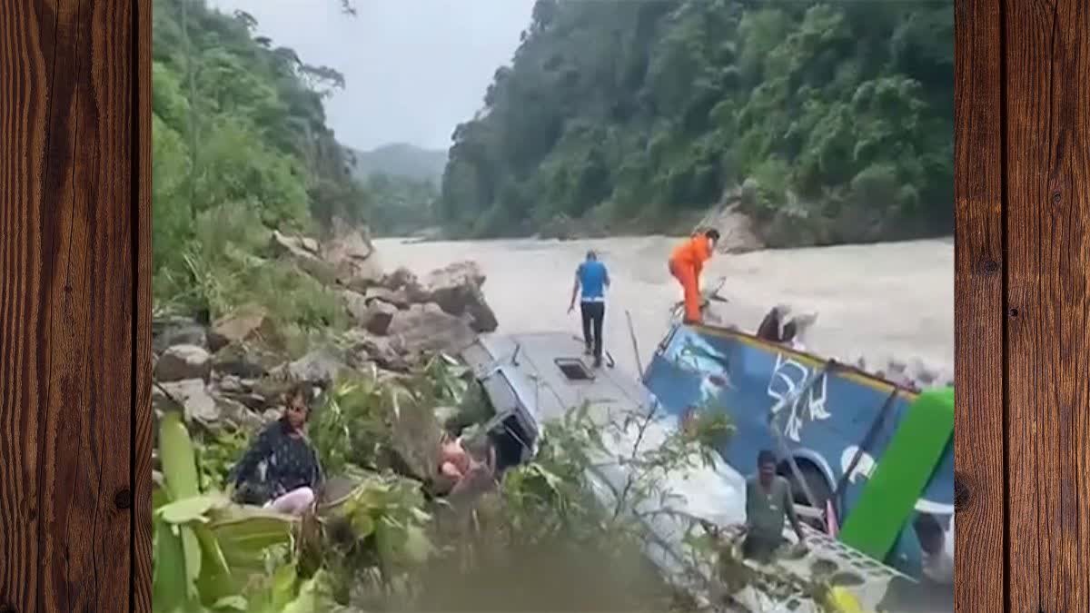 Bus fell in river in Nepal