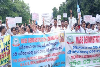 ODISHA NURSING STAFF PROTEST