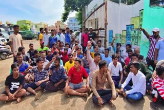 Sanitation Workers stage protest