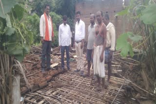 Jharkhand house collapses in Rain