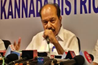 Former CM Veerappa Moily spoke to the media.