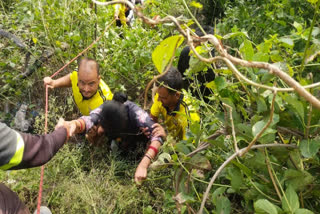 CAR FELL INTO DITCH IN TEHRI