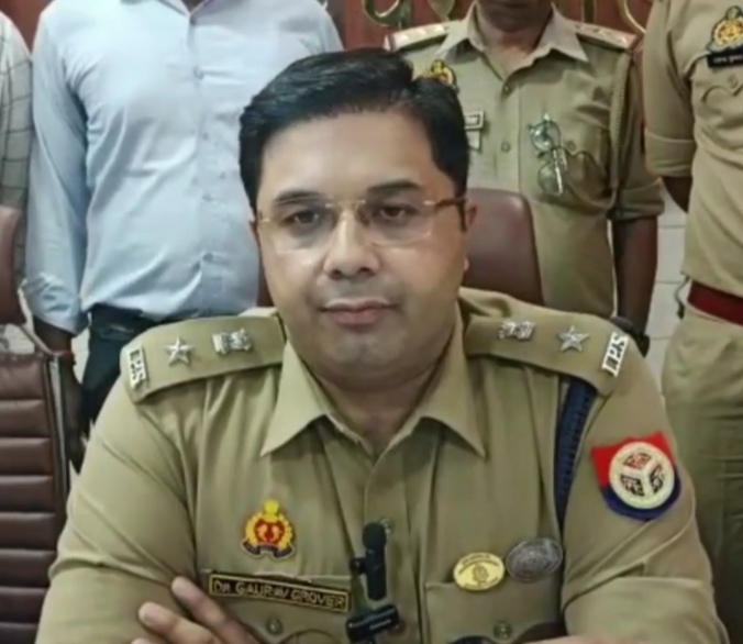 डीजीपी कार्यालय से गोरखपुर पुलिस को पत्र लिखा गया है.