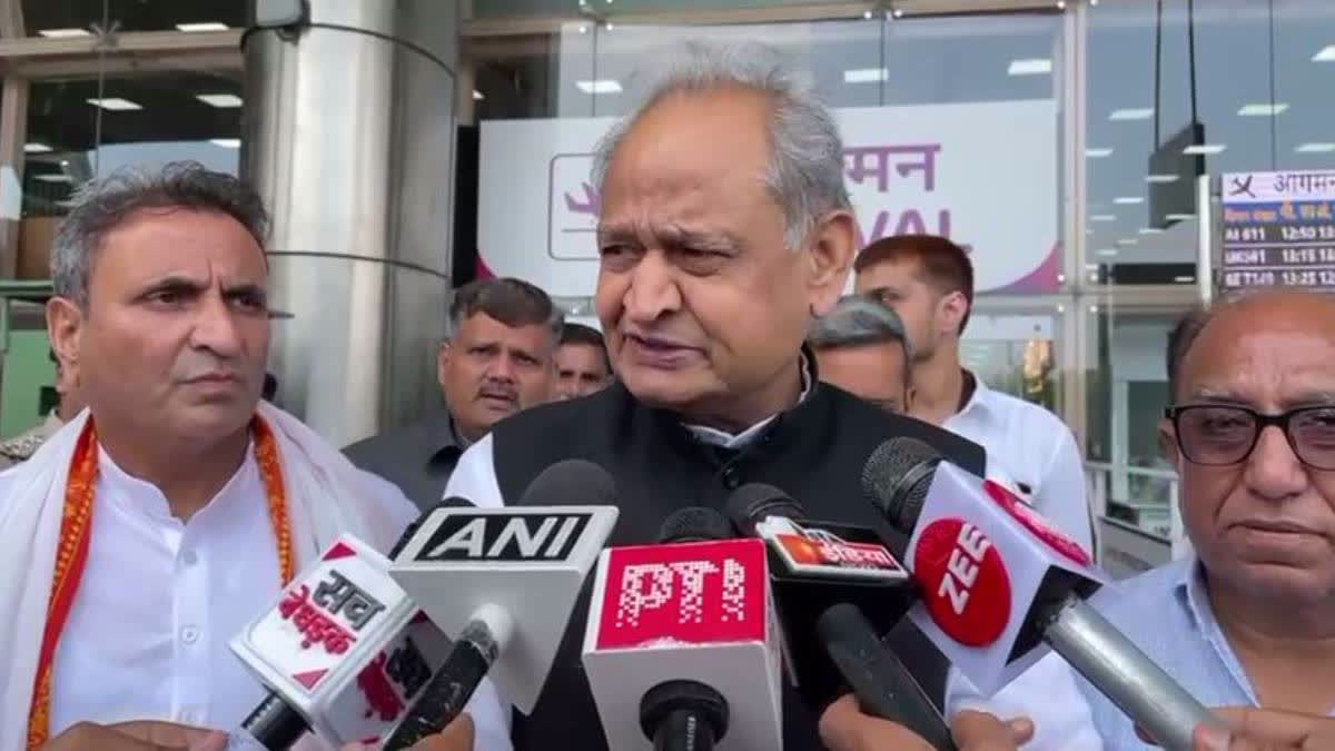 Congress veteran Ashok Gehlot interacting with media