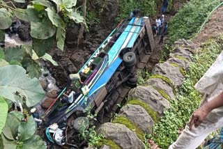 Six dead, 30 injured after private bus falls under bridge in Amravati, Maharashtra