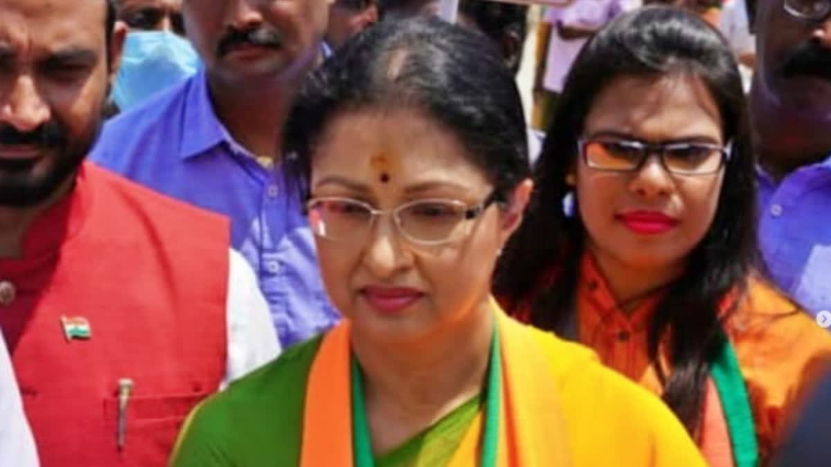 Etv Bharat Actor politician Gautami Tadimalla quits BJP  Actress Gautami Quits BJP  നടി ഗൗതമി ബിജെപി വിട്ടു  ഗൗതമി ബിജെപി  ഗൗതമി തട്ടിപ്പ്  Gautami Quits BJP