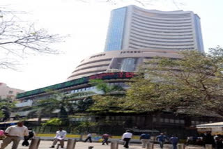 Tata Steel, Maruti, Tata Motors top losers as Sensex trades down