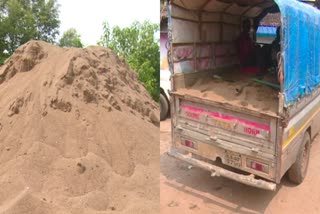 Etv Bharatofficials-seized-more-than-one-hundred-metric-tons-of-illegal-sand-in-karwara