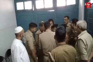 पुलिस मामले की जांच कर रही है.