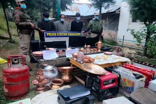 burglars-gang-busted-in-budgam-stolen-property-worth-lacs-recovered-police