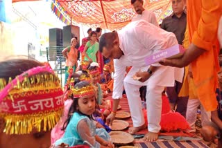 Banna Gupta performed Kanya Puja