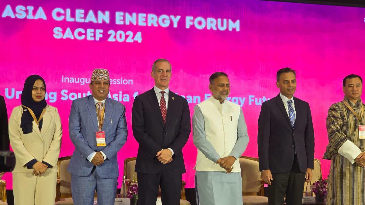 South Asia Clean Energy Forum Discusses Climate Change Challenges