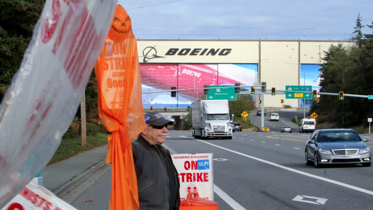 Boeing Reports $6 Billion Quarterly Loss Ahead Of Vote By Union Workers Who Crippled Production