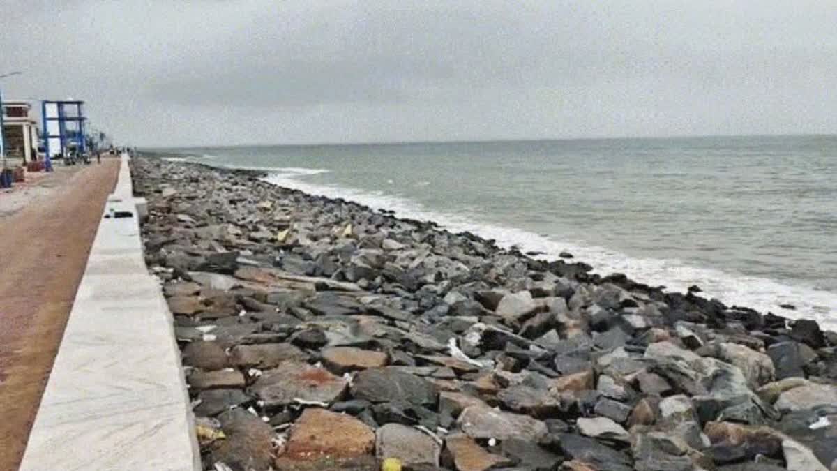 West Bengal braces for cyclone Dana.