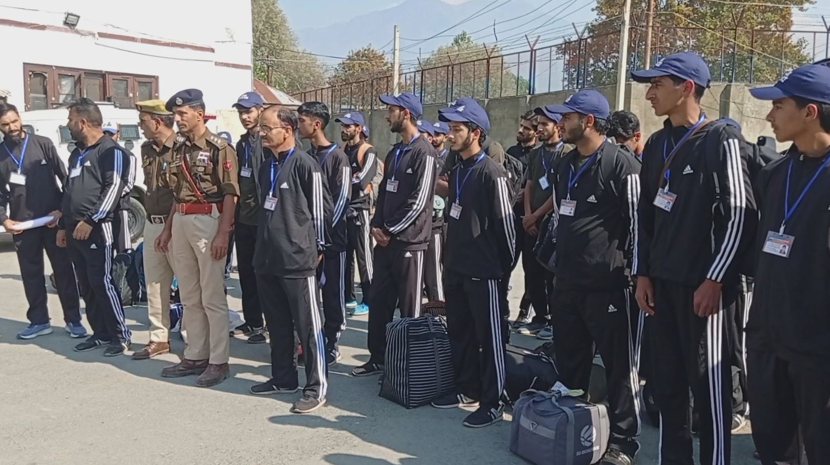 Welcome students returning from Bharat Darshan in Ganderbal