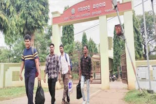 Students Asked To Leave Hostels