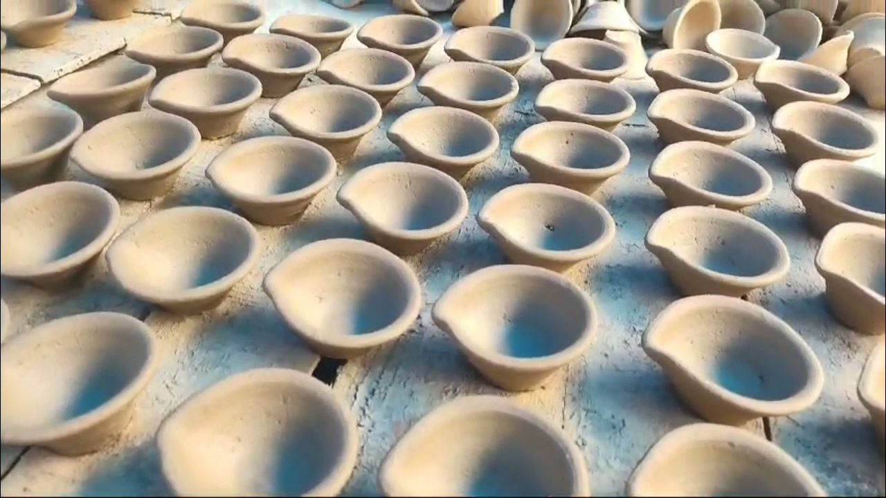 Potters expect profits on Diwali