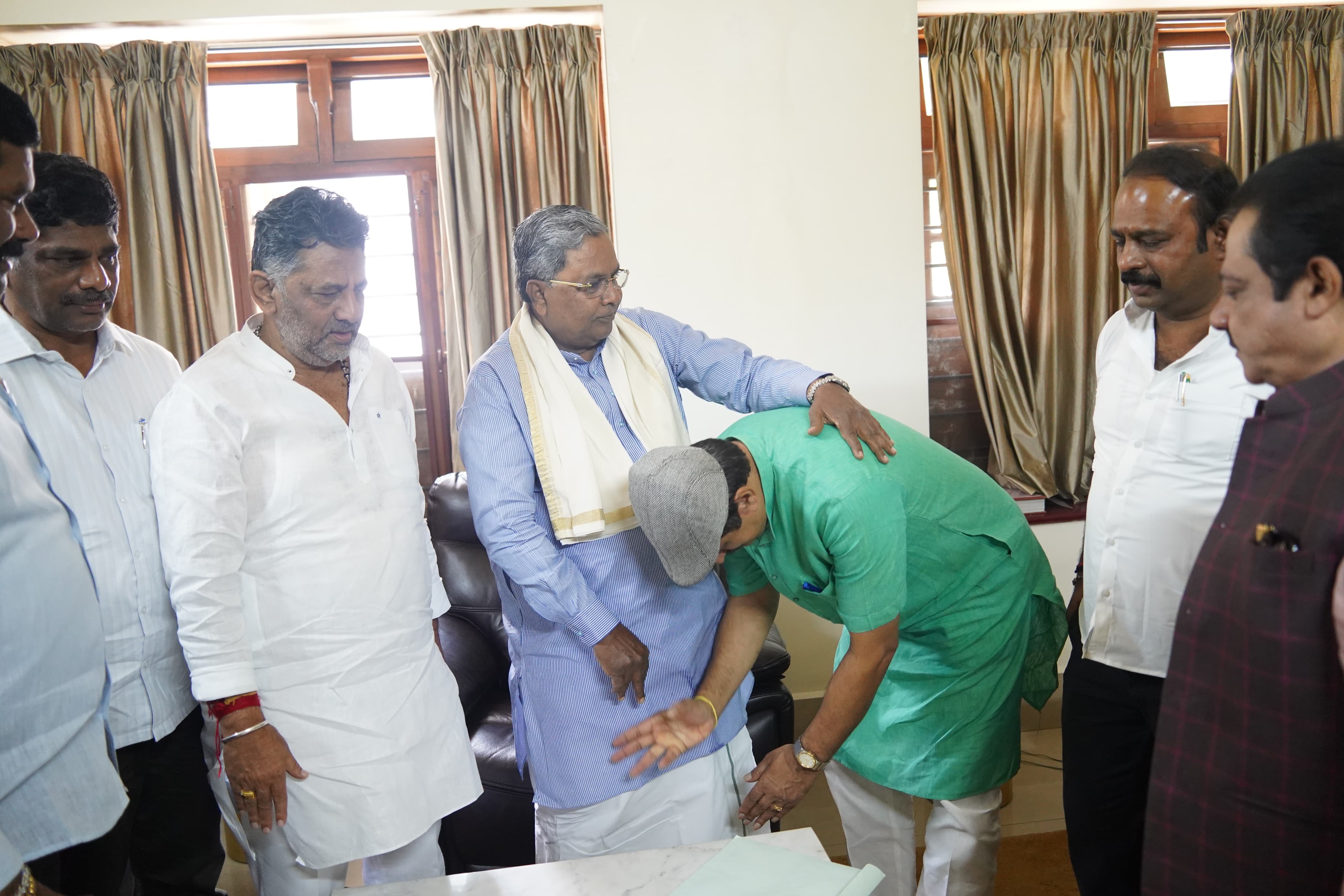 CP Yogeshwar met CM Siddaramaiah and DCM DK Shivakumar