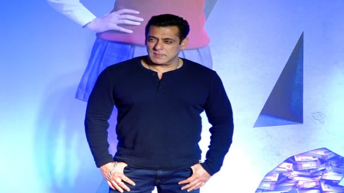 Salman Khan and other stars attends 'Farrey' premiere in Mumbai