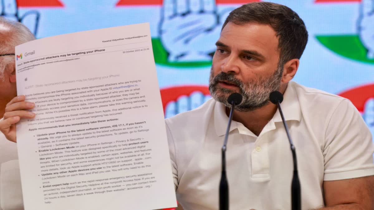 ELECTION COMMISSION ISSUES NOTICE TO RAHUL GANDHI FOR COMMENTS AGAINST PRIME MINISTER
